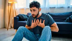 Non è una debolezza né un tratto caratteriale: cosa succede realmente durante un attacco di panico