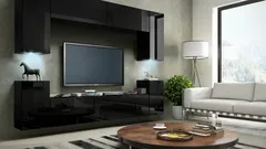 TV a parete o su un mobile: la differenza che senti davvero ogni giorno